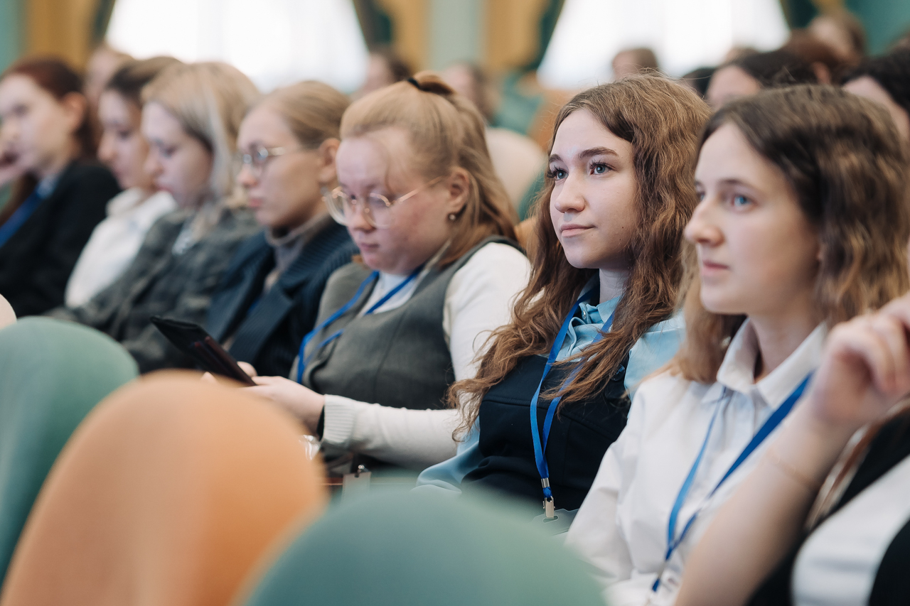 Новая тема ФПП: «Педагогическая этика и коммуникативная культура как составляющие профессионально-личностного самосовершенствования педагога»