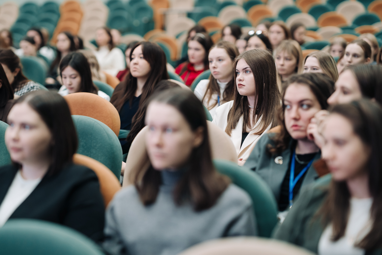 Новая тема ФПП: «Педагогическая этика и коммуникативная культура как составляющие профессионально-личностного самосовершенствования педагога»