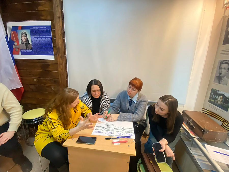 Методист Исторического парка Елена Мусатова приняла участие в методическом дне для кураторов школьных музеев