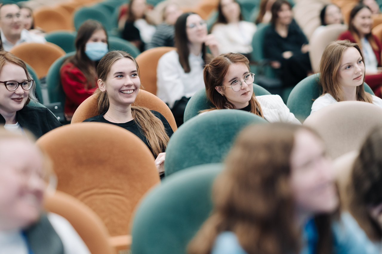 Новая тема ФПП: «Педагогическая этика и коммуникативная культура как составляющие профессионально-личностного самосовершенствования педагога»