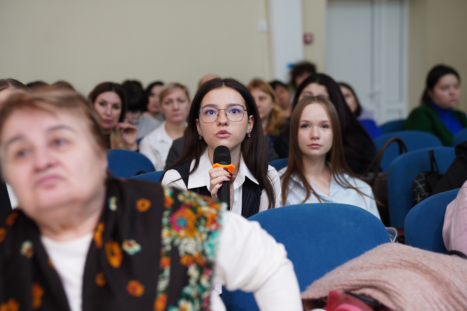 В Тюмени провели творческий фестиваль в честь 90-летия со дня рождения Николая Михайловича Рубцова