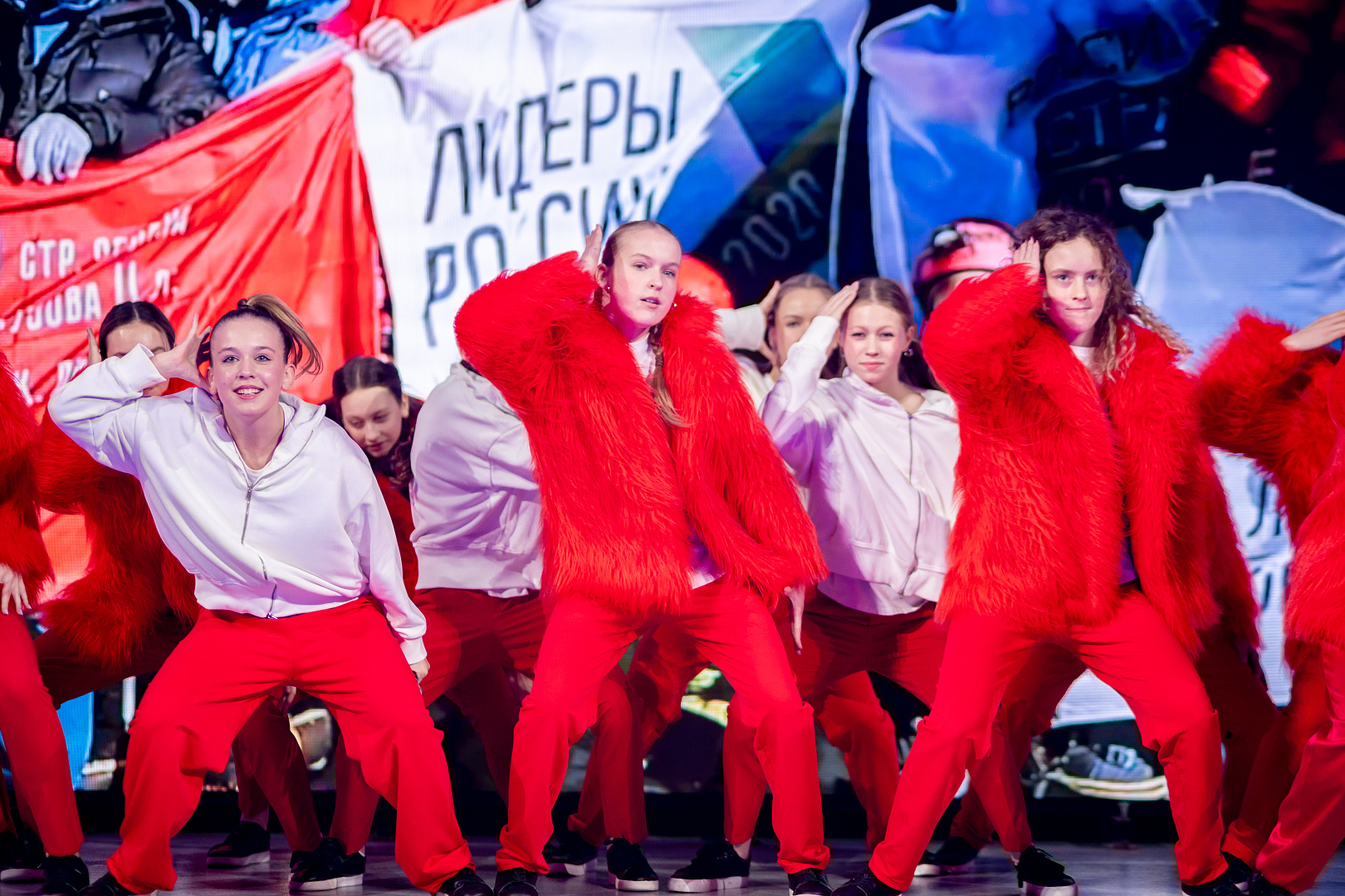 Анастасия Попова - в числе победителей профессионального конкурса «Флагманы образования» среди управленцев и педагогов