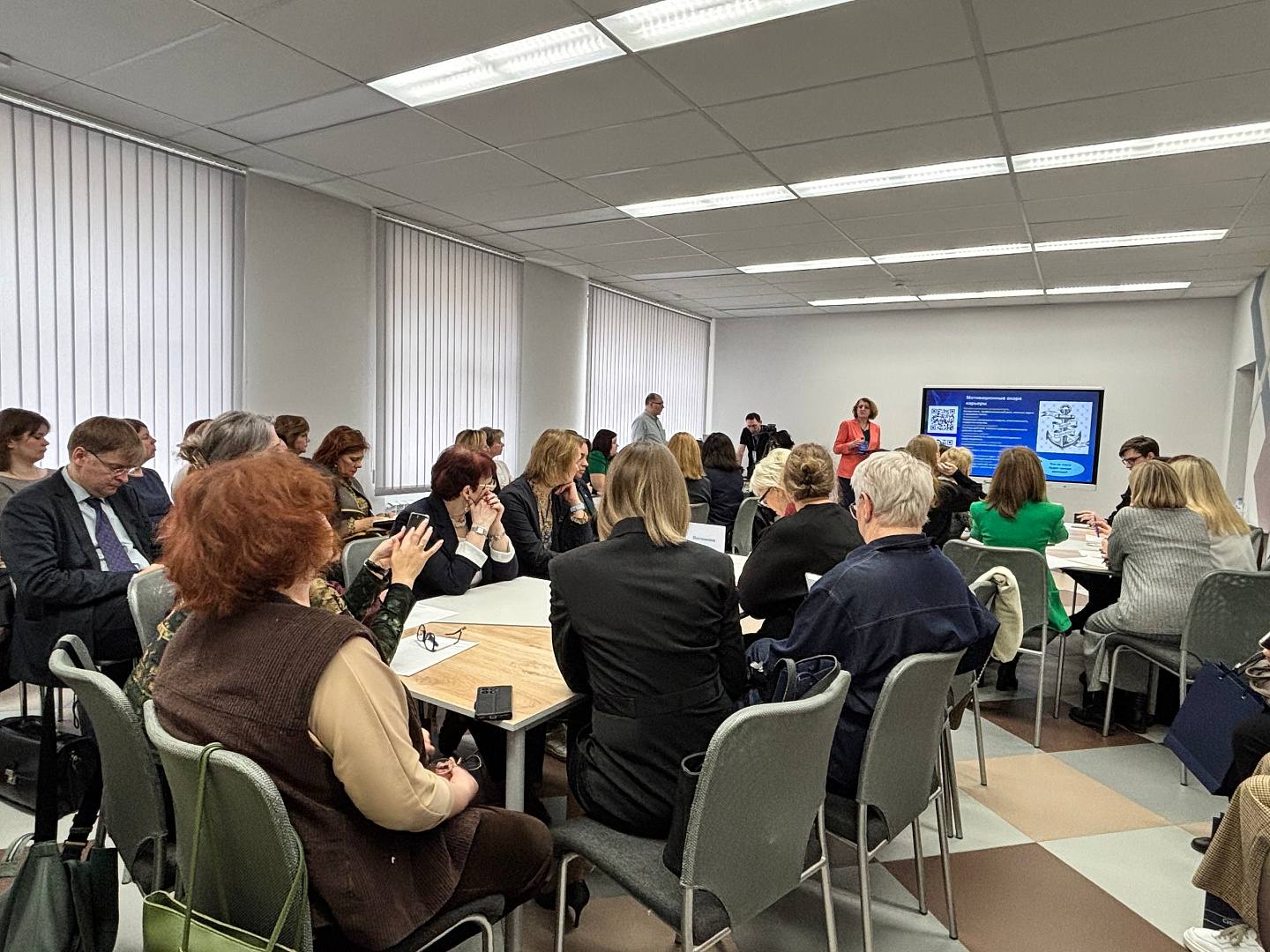 В Северной столице продолжается XVI Петербургский международный образовательный форум, в котором участвует ректор ТОГИРРО Вера Соловьева