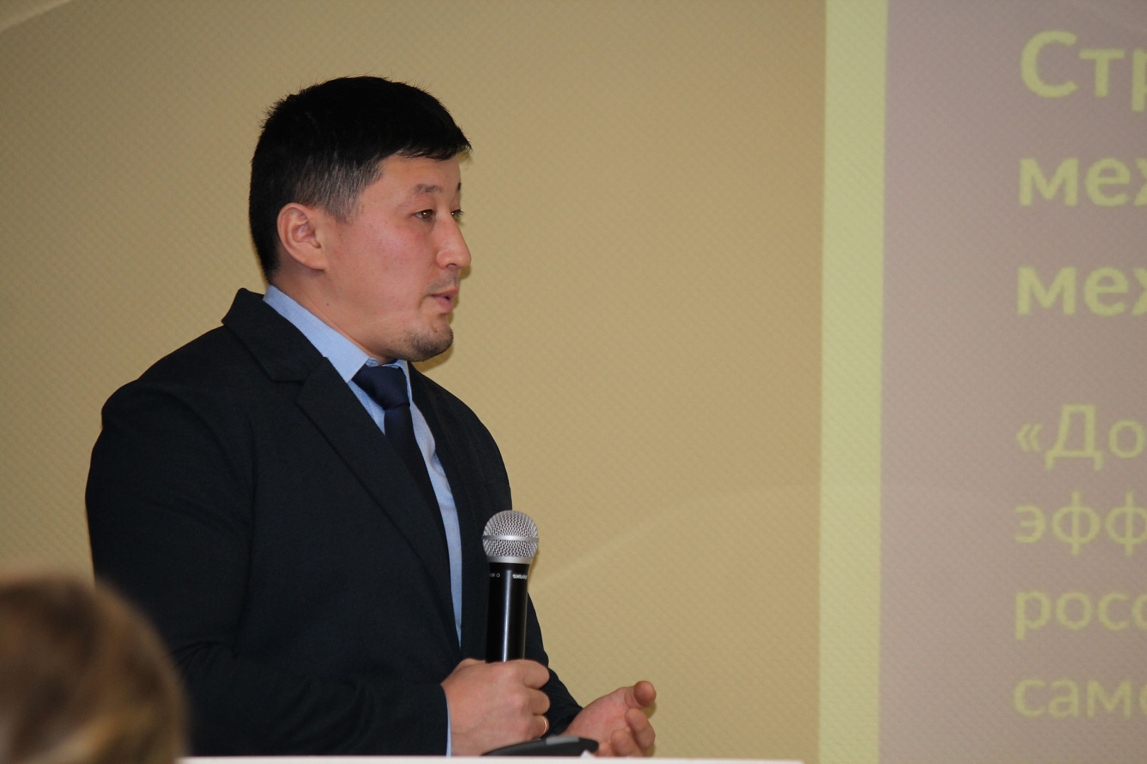 Стратегическую сессию межведомственного межмуниципального обмена опытом работы в сфере дополнительного образования провели в Историческом парке Тюмени